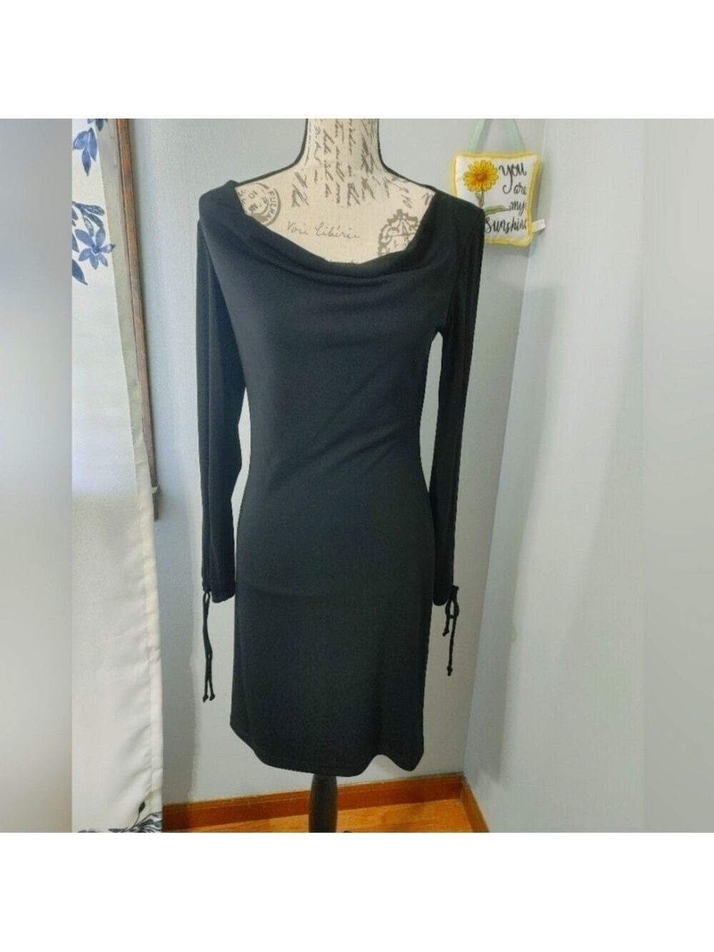 Byer Too Y2K Stetchy Polyester Knit Open Detail Long Sleeves Cowl Neck Dress M